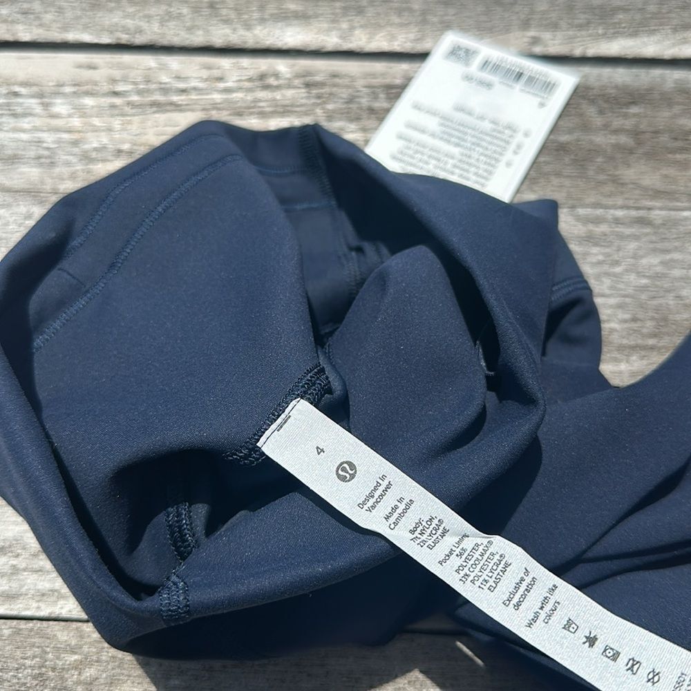 Lululemon Wunder Train High-Rise Crop 23" True Navy Blue Women's Size 4 NWT - Picture 5 of 5